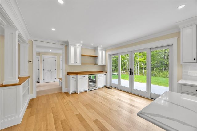 100 Spy Glass Hill Rd, Barnstable, MA 02630