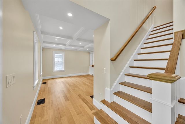 100 Spy Glass Hill Rd, Barnstable, MA 02630