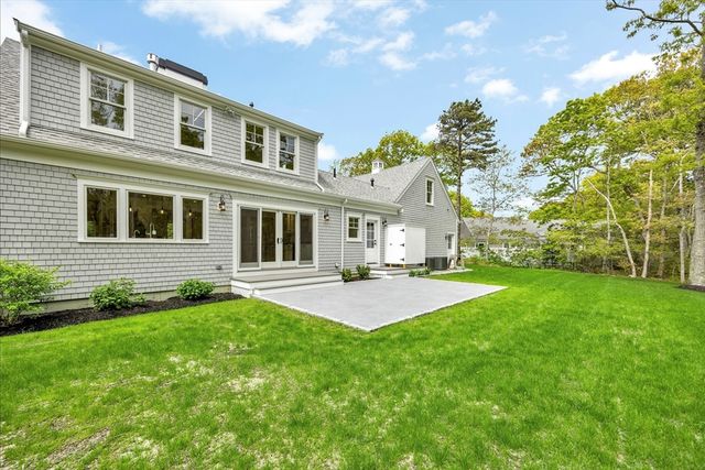 100 Spy Glass Hill Rd, Barnstable, MA 02630
