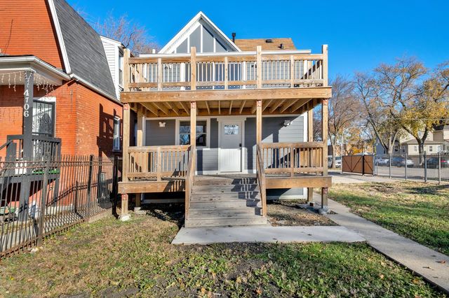 4702 W Ohio Street, Chicago, IL 60644