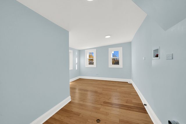 4702 W Ohio Street, Chicago, IL 60644