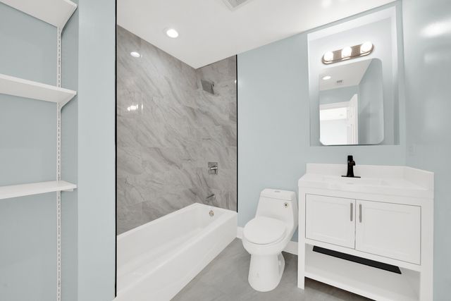 4702 W Ohio Street, Chicago, IL 60644