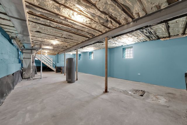 4702 W Ohio Street, Chicago, IL 60644