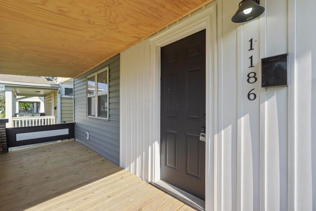 1186 E 21st Avenue, Columbus, OH 43211