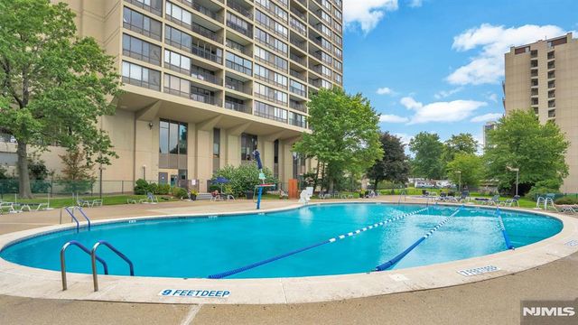 2 Horizon Road 1418, Fort Lee, NJ 07024