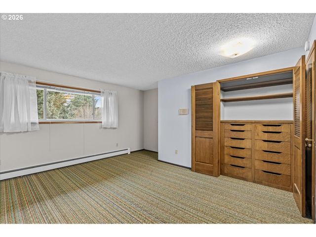 12721 Se 352ND Ave, Boring, OR 97009