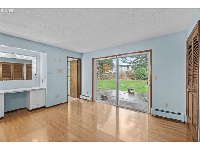 12721 Se 352ND Ave, Boring, OR 97009