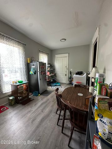 1634 Lucia Ave, Louisville, KY 40204