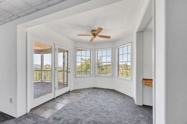 5311 Pioneer Road, Medford, OR 97501
