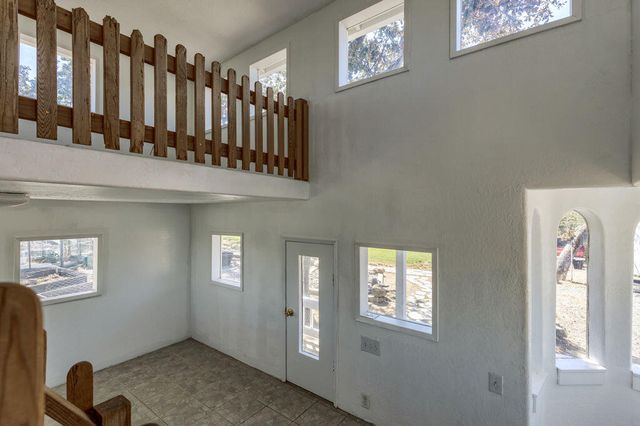 5311 Pioneer Road, Medford, OR 97501