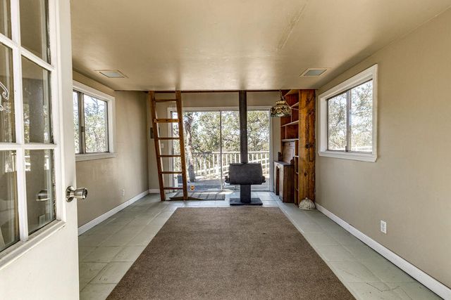 5311 Pioneer Road, Medford, OR 97501