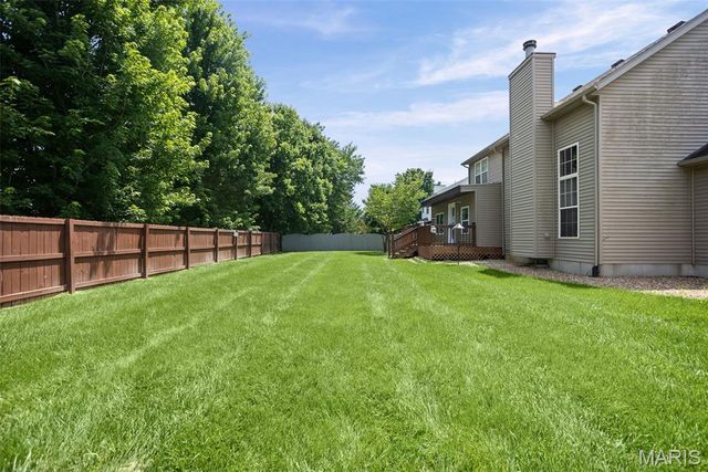 30 Brookshire Lane, Edwardsville, IL 62025