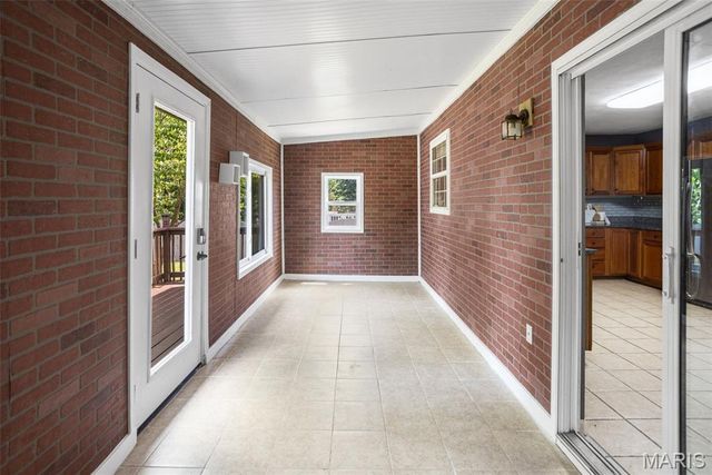 30 Brookshire Lane, Edwardsville, IL 62025