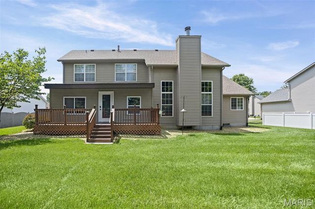 30 Brookshire Lane, Edwardsville, IL 62025