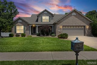 30 Brookshire Lane, Edwardsville, IL 62025