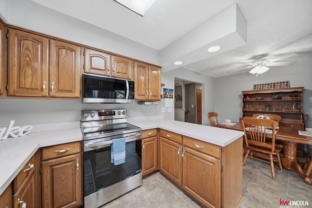 4721 S 44 Street, Lincoln, NE 68516