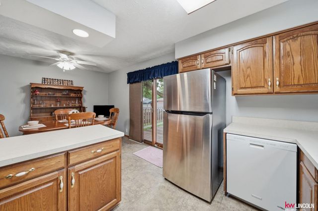 4721 S 44 Street, Lincoln, NE 68516