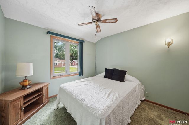 4721 S 44 Street, Lincoln, NE 68516