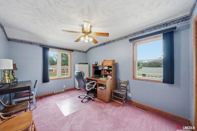 4721 S 44 Street, Lincoln, NE 68516