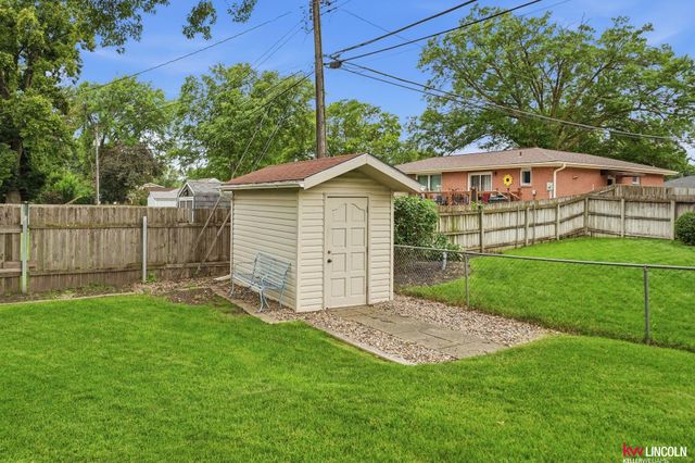 4721 S 44 Street, Lincoln, NE 68516