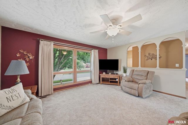 4721 S 44 Street, Lincoln, NE 68516