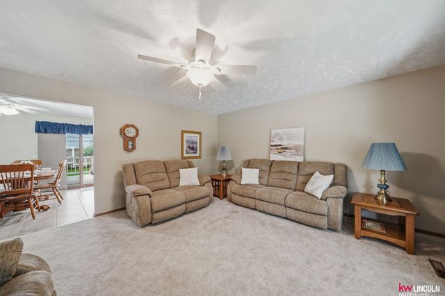 4721 S 44 Street, Lincoln, NE 68516