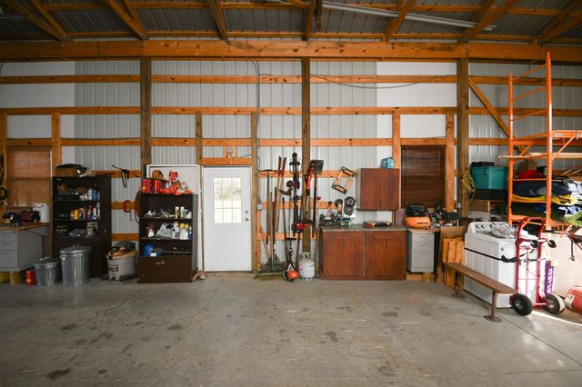 750 Railroad Rd, Wartrace, TN 37183