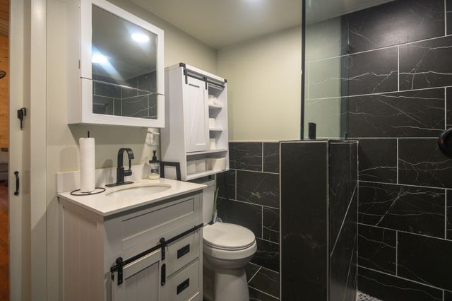 750 Railroad Rd, Wartrace, TN 37183