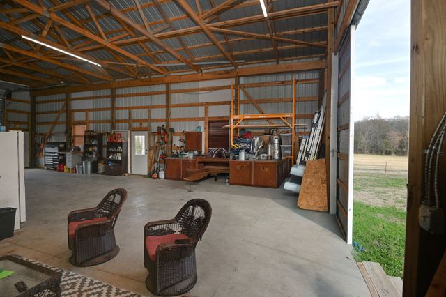 750 Railroad Rd, Wartrace, TN 37183