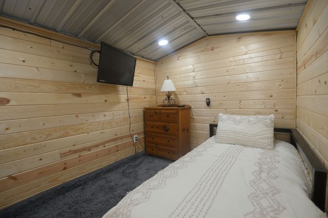 750 Railroad Rd, Wartrace, TN 37183