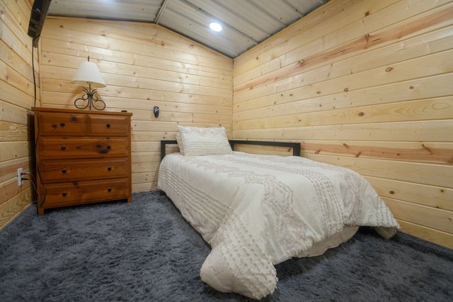 750 Railroad Rd, Wartrace, TN 37183