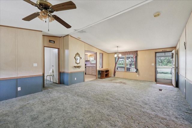 6505 County Road 200, Brookeland, TX 75931