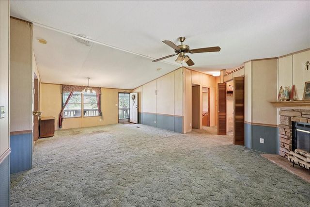 6505 County Road 200, Brookeland, TX 75931