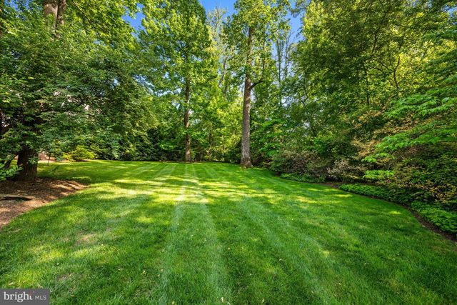 4614 36TH ST N, Arlington, VA 22207
