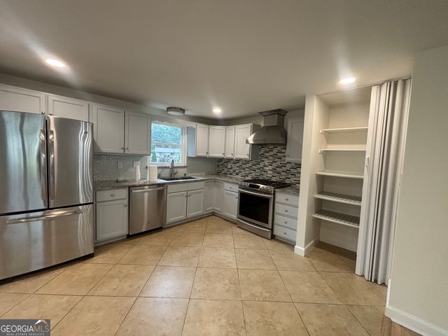 2215 Ranch Trail, Norcross, GA 30071