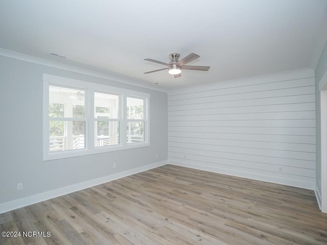 104 SE 6th Street, Oak Island, NC 28465