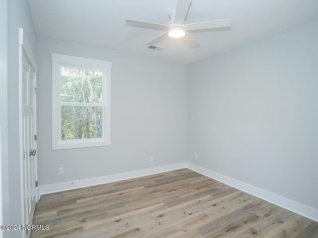 104 SE 6th Street, Oak Island, NC 28465
