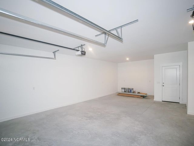 104 SE 6th Street, Oak Island, NC 28465
