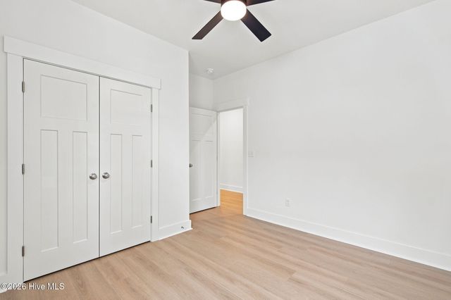 104 SE 6th Street, Oak Island, NC 28465