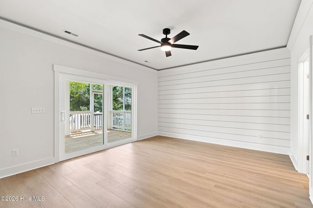 104 SE 6th Street, Oak Island, NC 28465