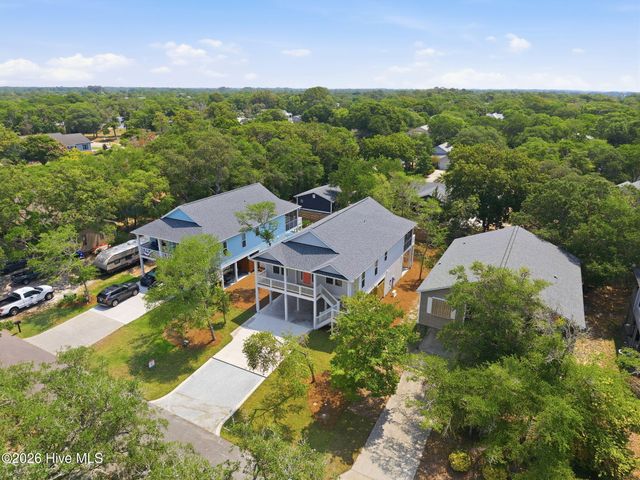 104 SE 6th Street, Oak Island, NC 28465