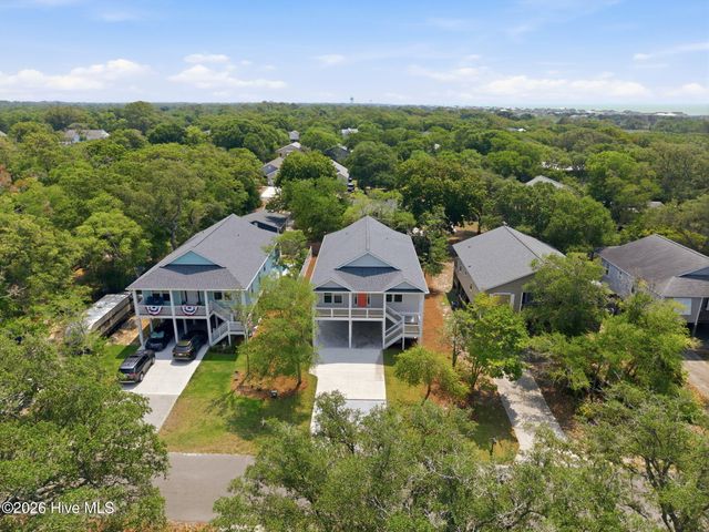 104 SE 6th Street, Oak Island, NC 28465