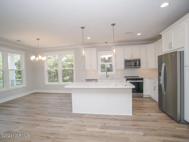 104 SE 6th Street, Oak Island, NC 28465