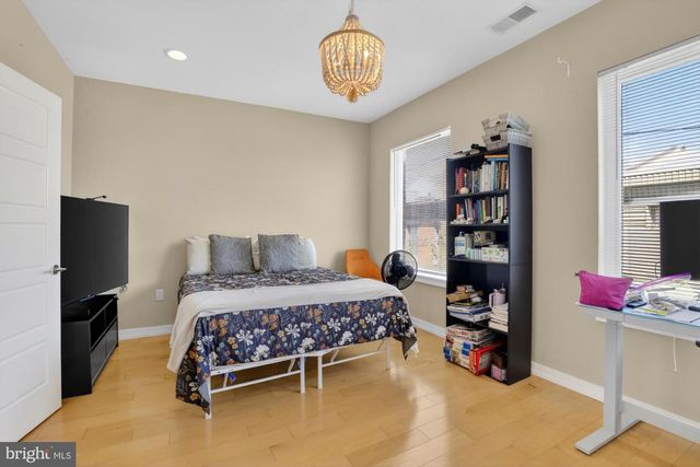 1504 EARL ST, Philadelphia, PA 19125