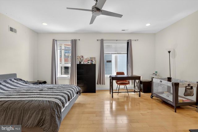 1504 EARL ST, Philadelphia, PA 19125