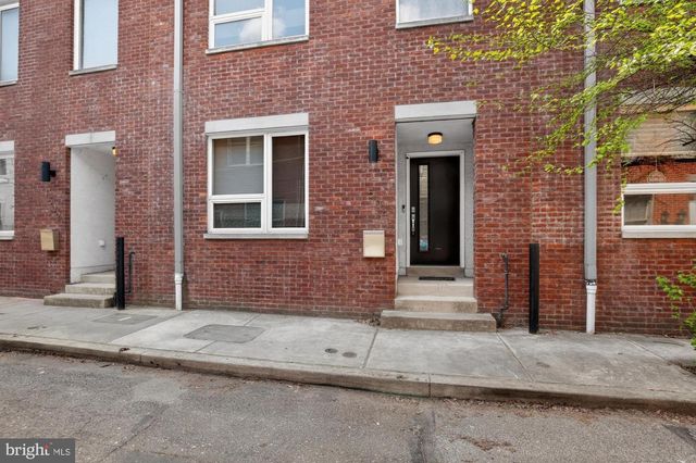 1504 EARL ST, Philadelphia, PA 19125