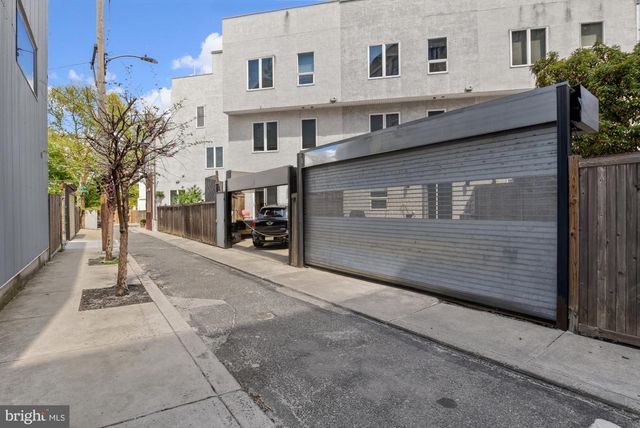 1504 EARL ST, Philadelphia, PA 19125