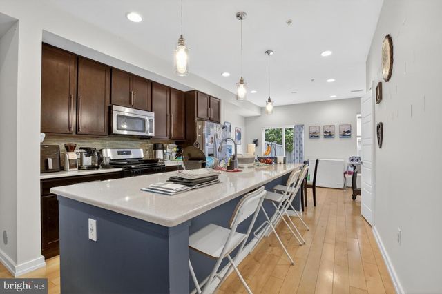 1504 EARL ST, Philadelphia, PA 19125