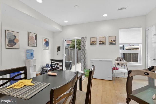 1504 EARL ST, Philadelphia, PA 19125