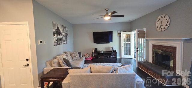 657 Gable Oaks Lane NW, Concord, NC 28027